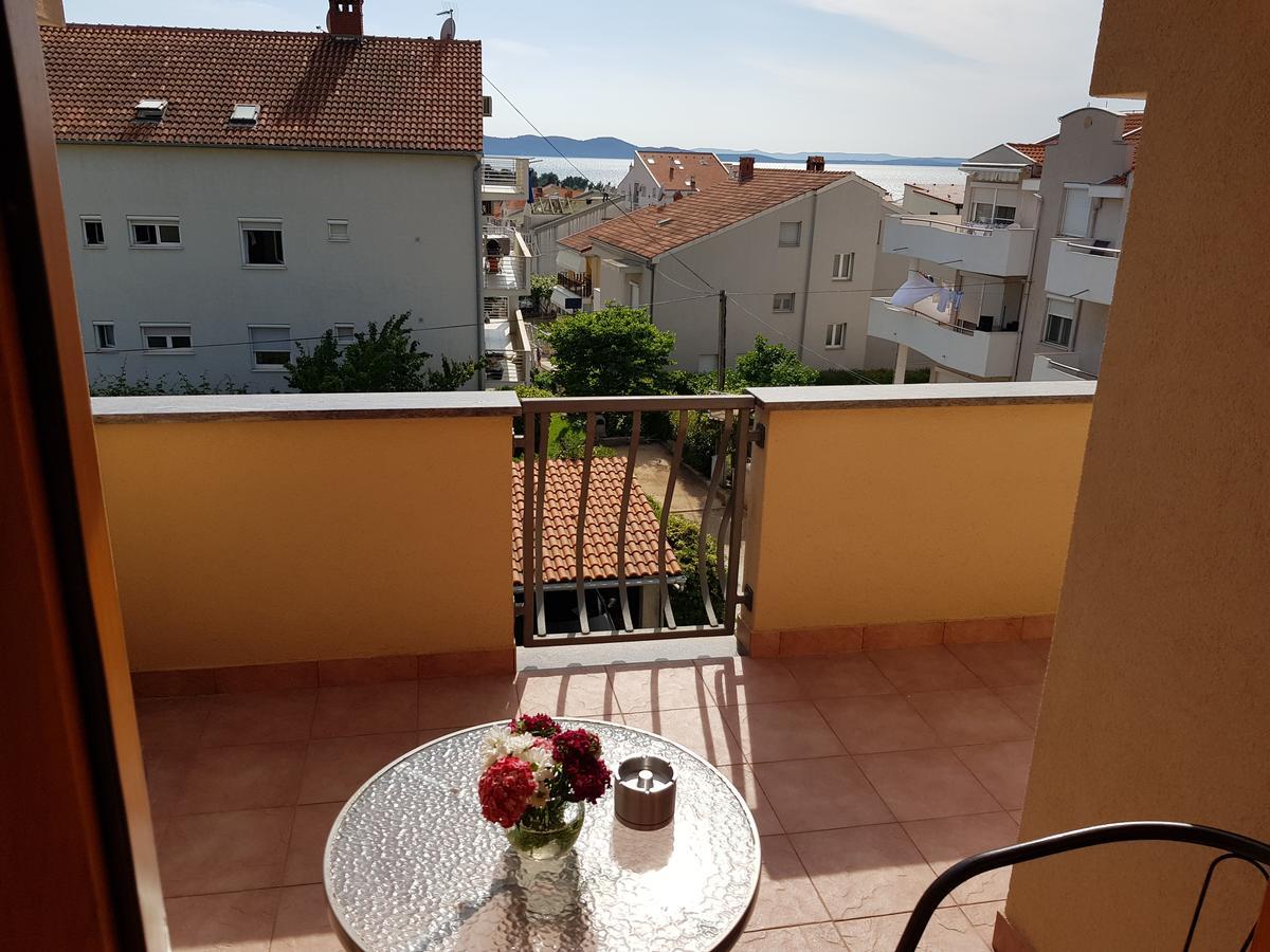 Apartment Mareta *